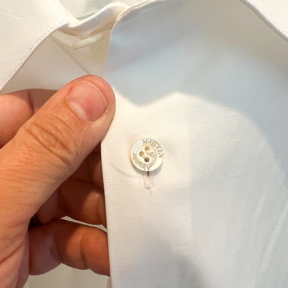 Men's Alexander McQueen Long-Sleeve Classic Button-Down Shirt - Picture 9 of 11